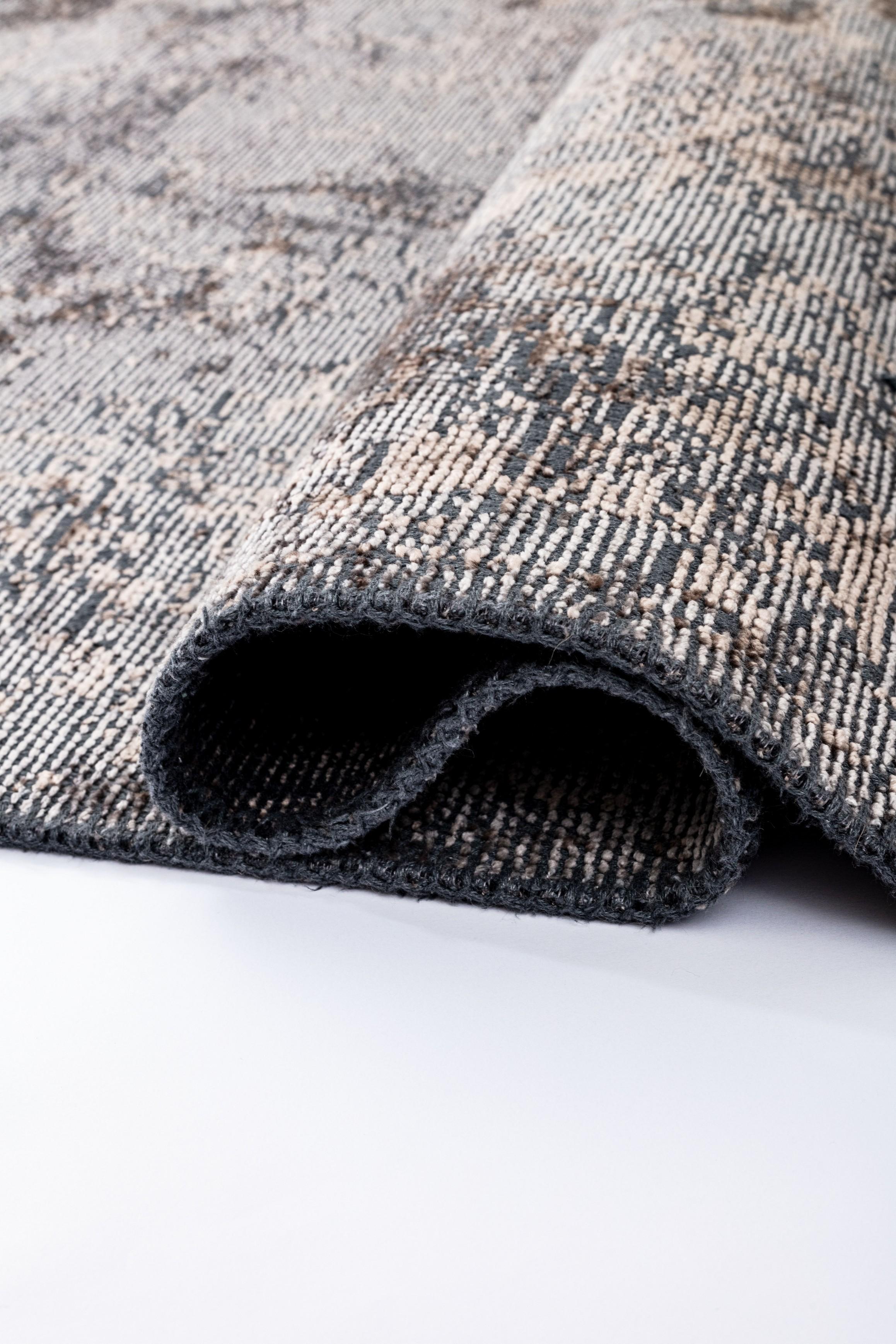 En vente :  (Gris) Tapis traditionnel oriental de luxe 2