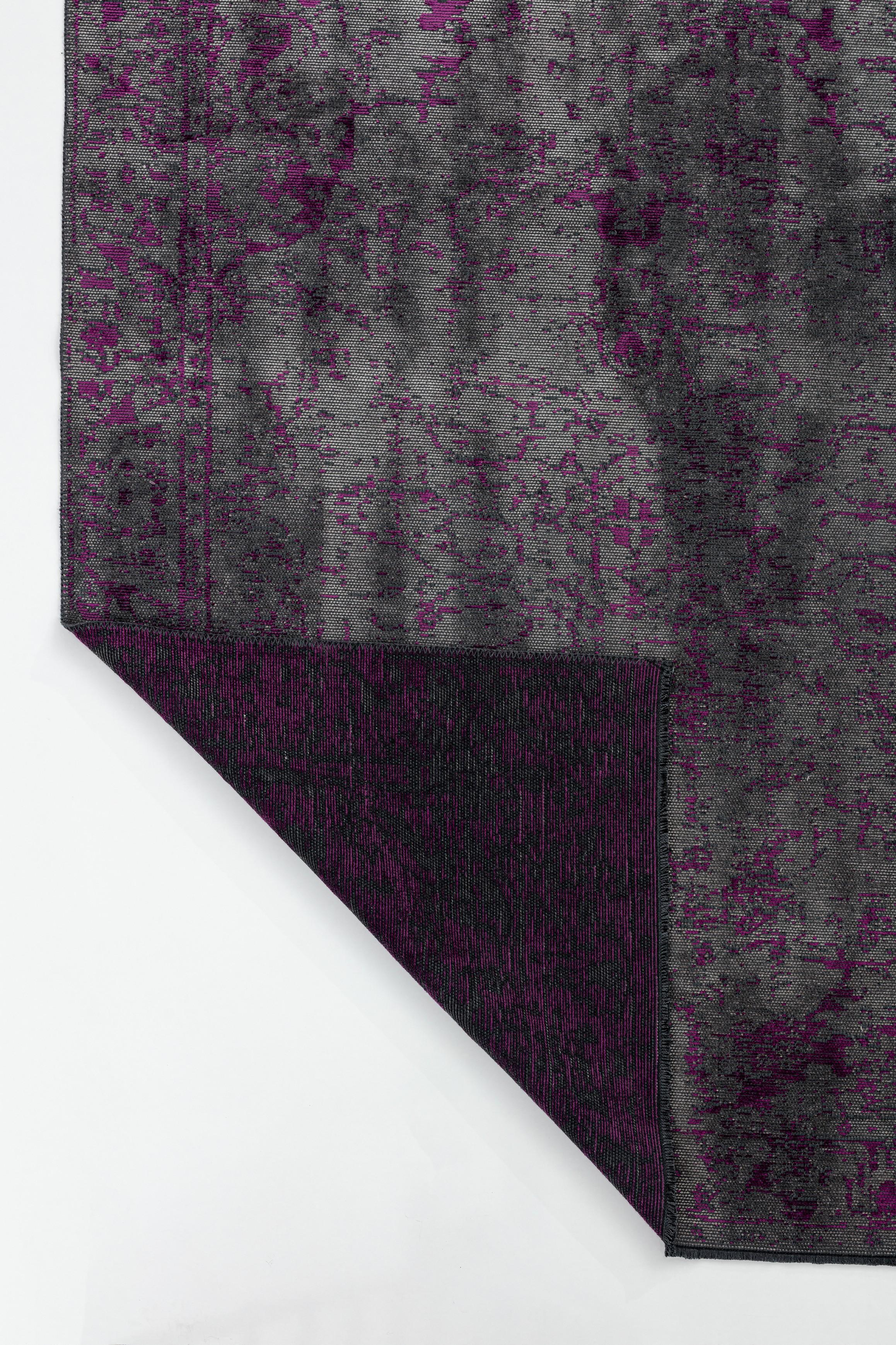 En vente :  (Violet) Tapis traditionnel oriental de luxe 3