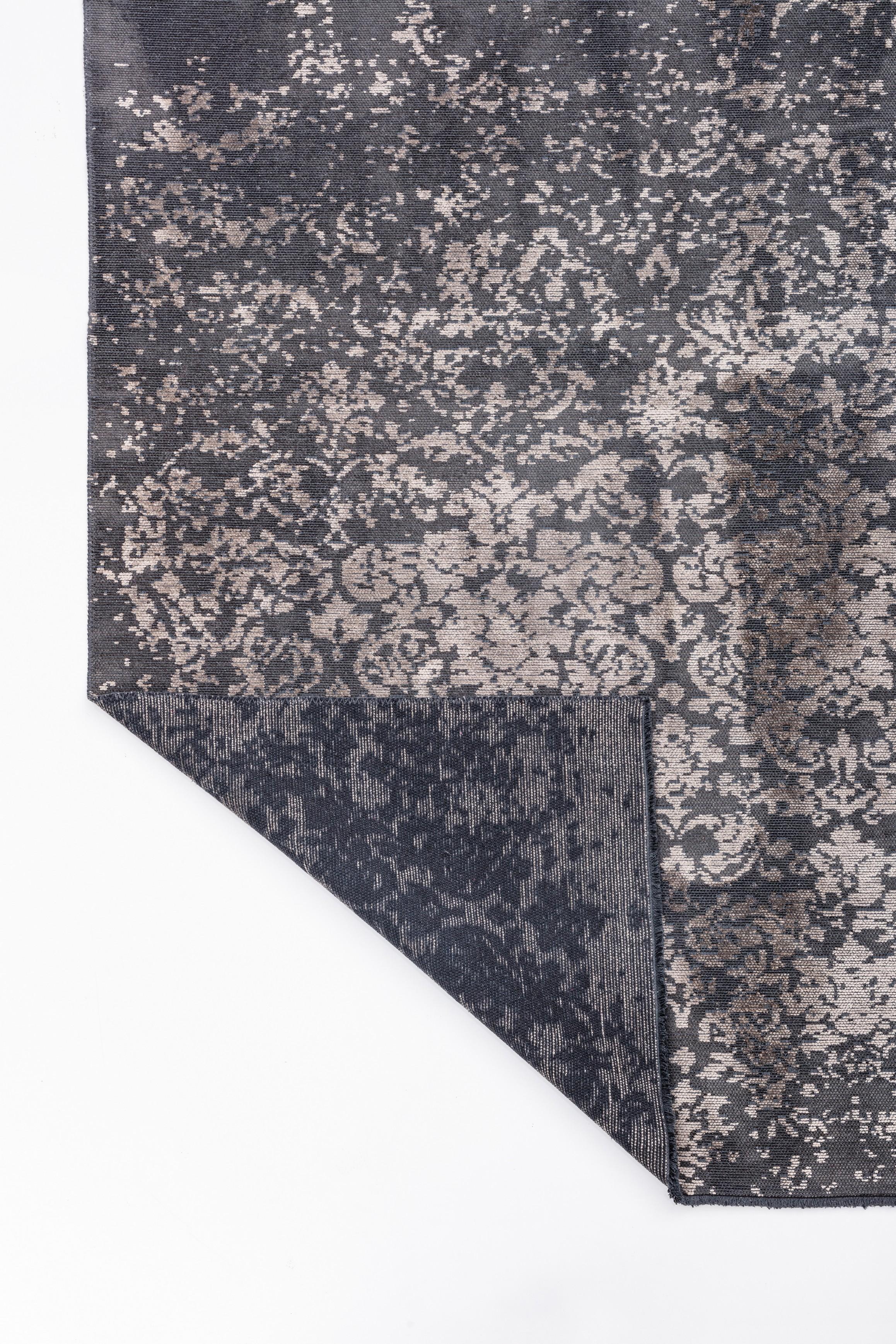 For Sale:  (Gray) Modern Toile Luxury Area Rug 3