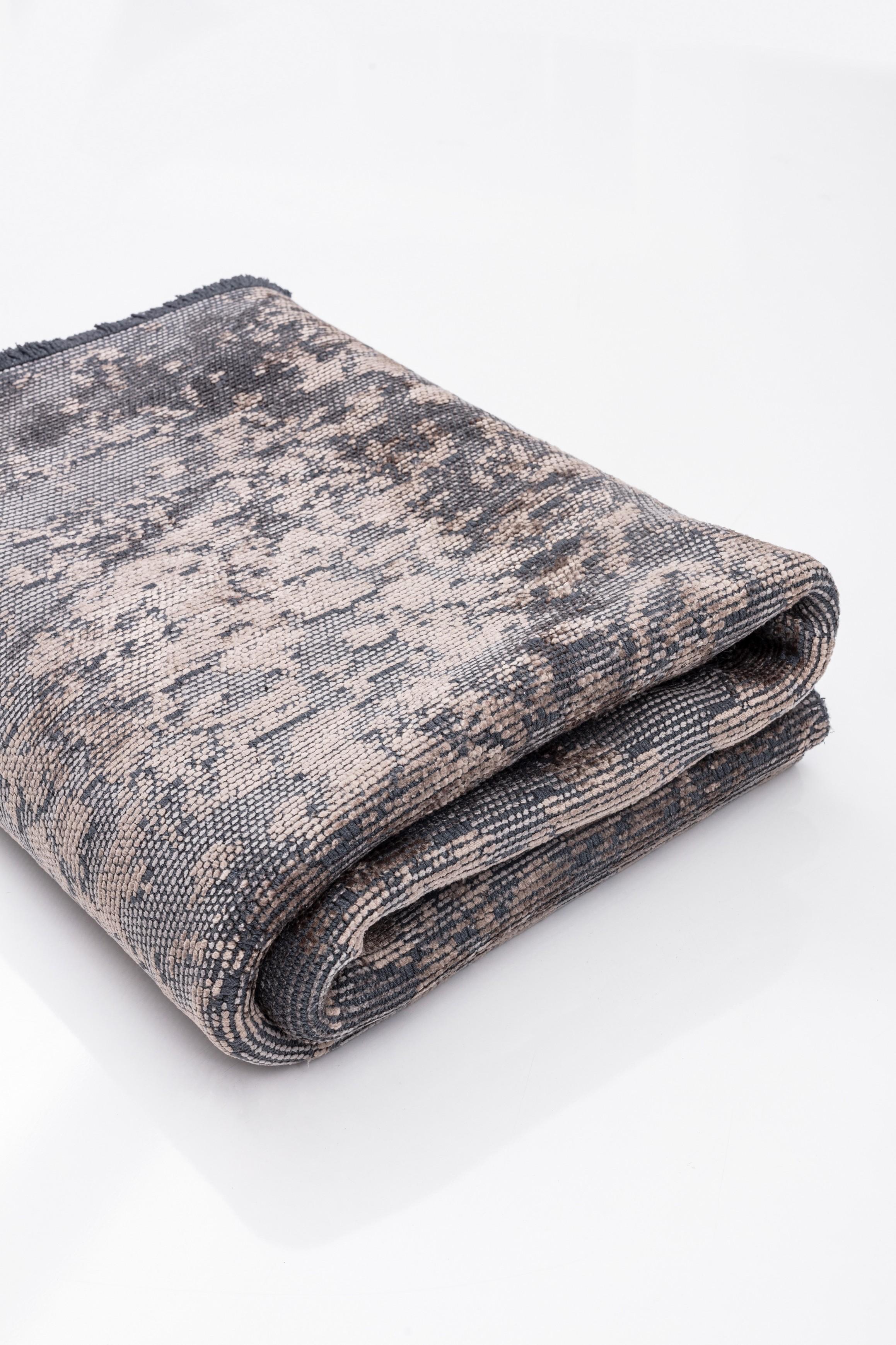 For Sale:  (Gray) Modern Toile Luxury Area Rug 4