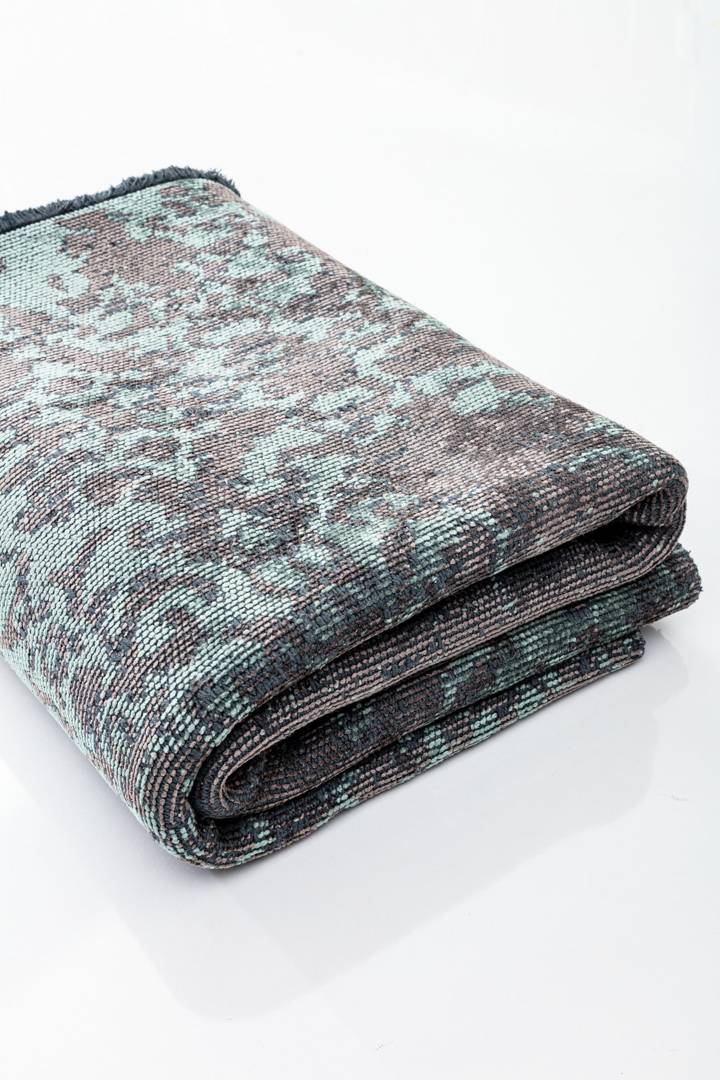 For Sale:  (Green) Modern Toile Luxury Area Rug 4