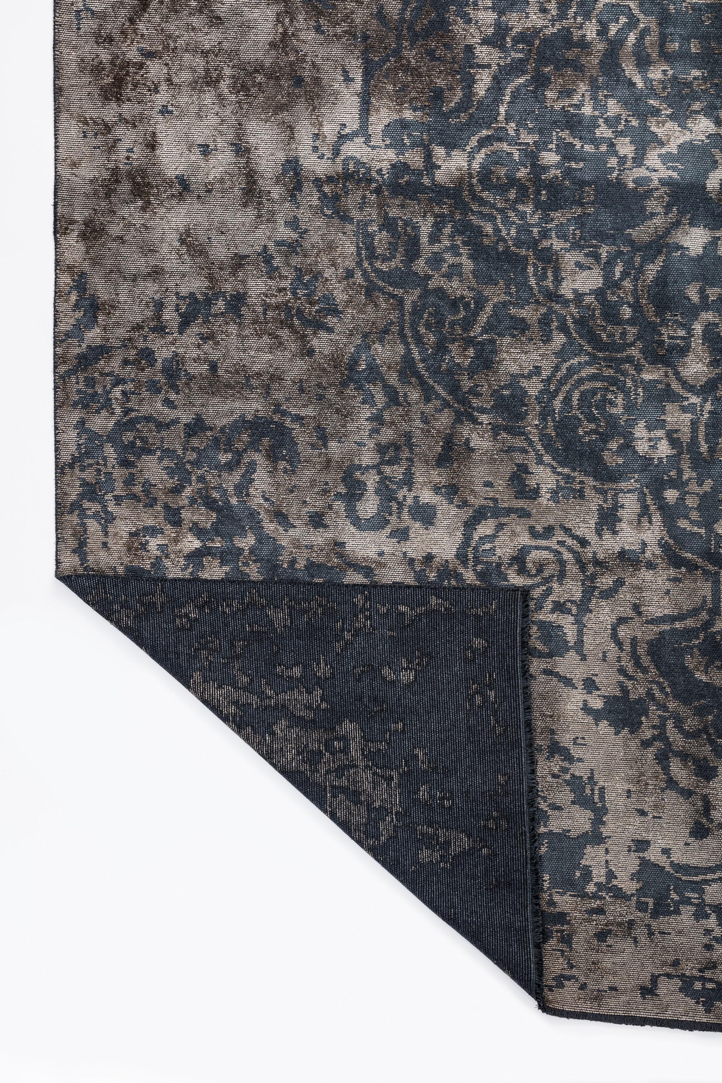 For Sale:  (Beige) Contemporary Damask Luxury Hand-Finished Area Rug 3