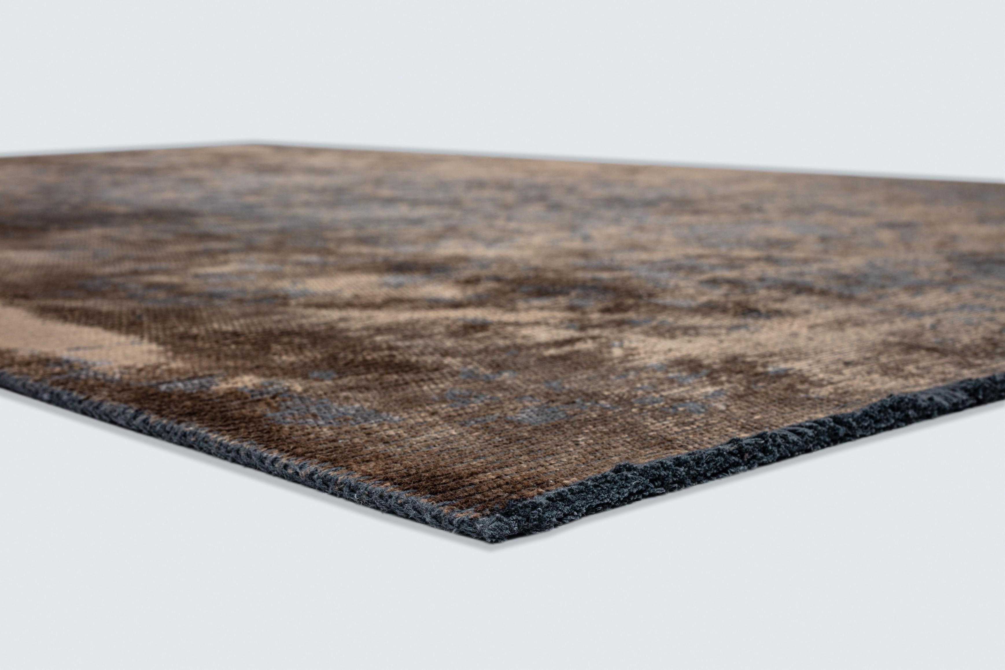 For Sale:  (Brown) Contemporary Damask Luxury Hand-Finished Area Rug 4