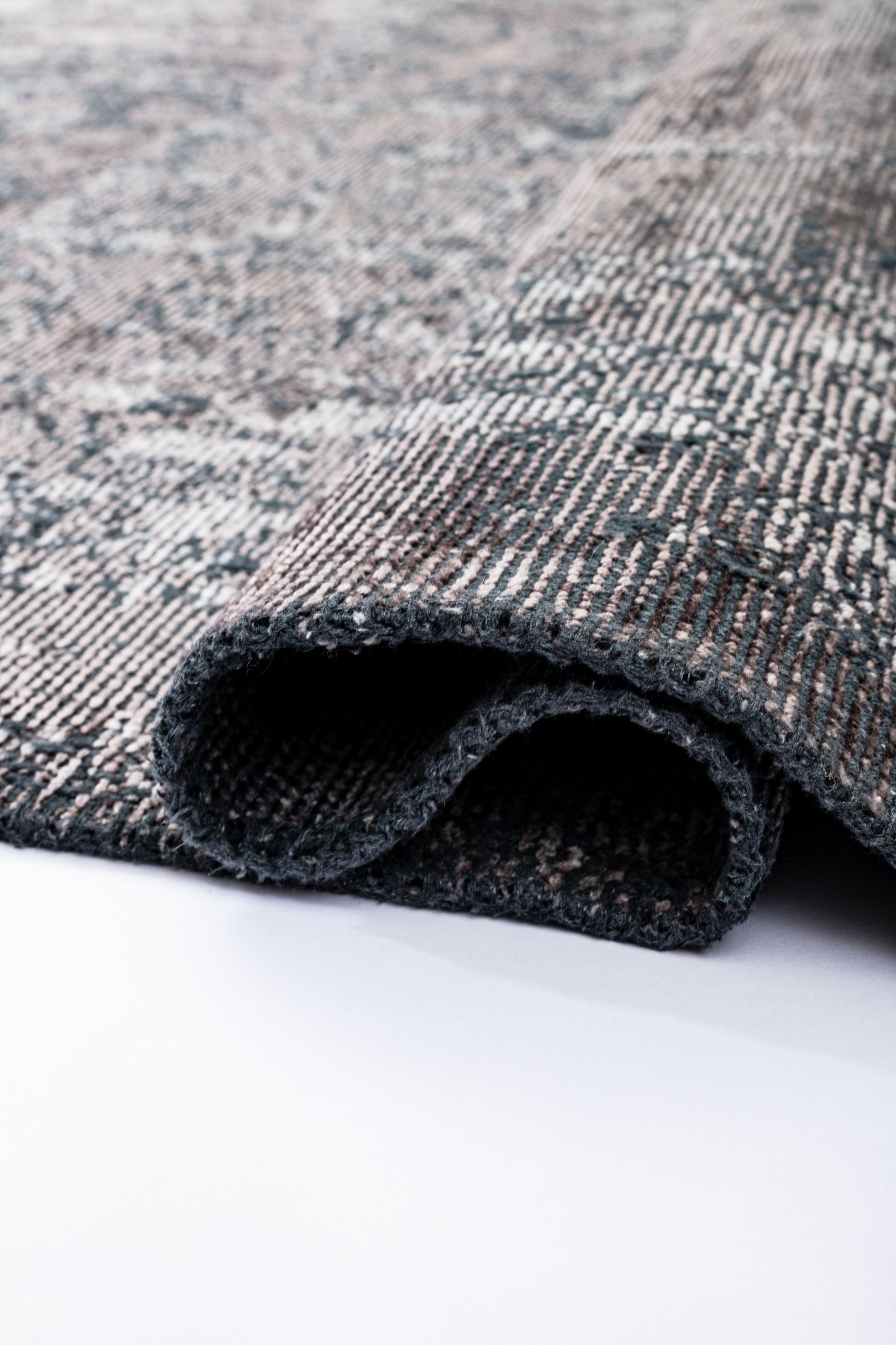 En vente :  (Gris) Tapis de sol Contemporary Damask Luxury Hand-Finished 2