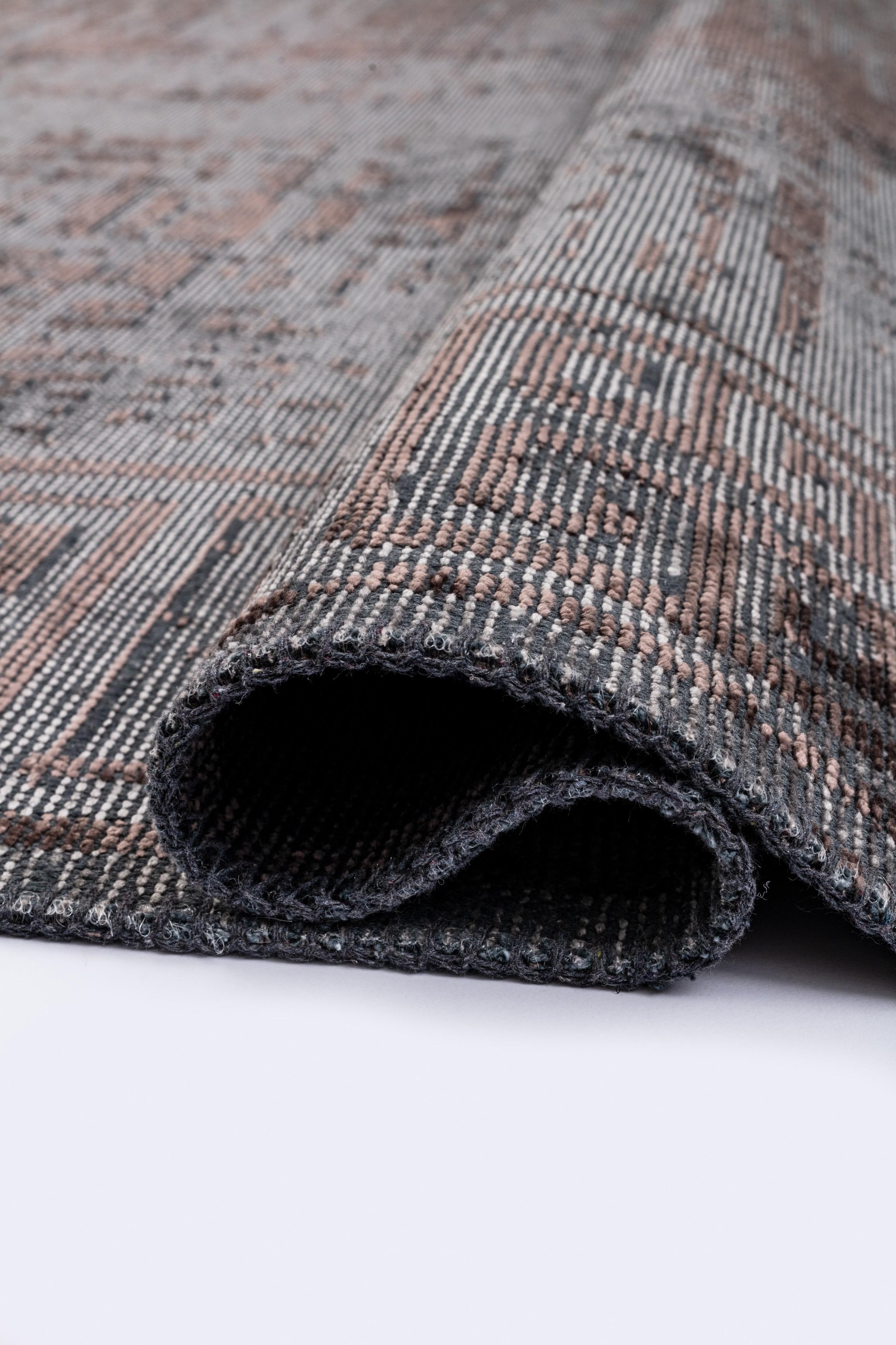 For Sale:  (Brown) Modern Camouflage Luxury Area Rug 2