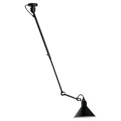 DCW Editions La Lampe Gras N°302 Konische Wandleuchte mit schwarzem Arm und schwarzem Schirm