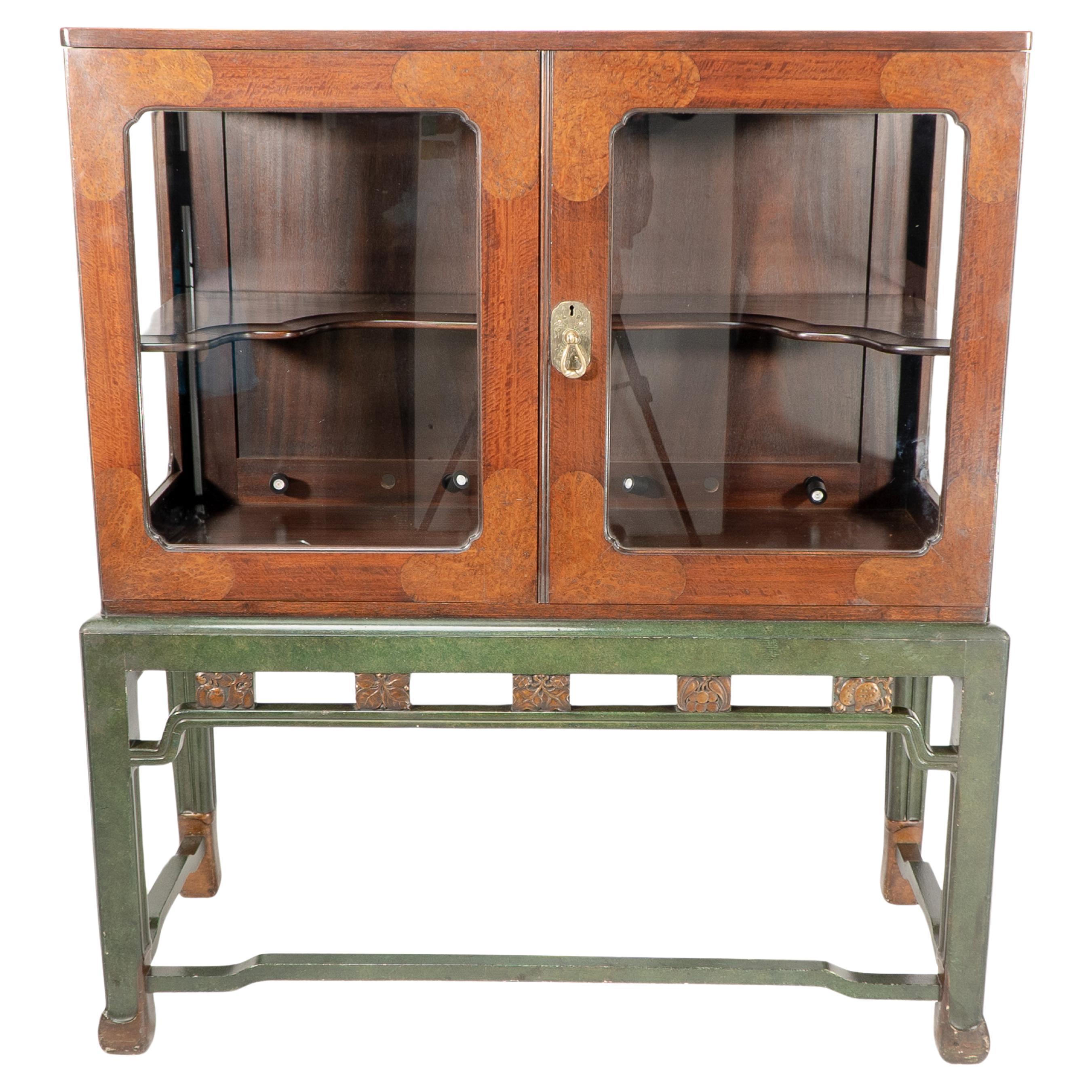 Sir Robert Lorimer attr. Whytock & Reid Edinburgh Anglo-Chinese display cabinet For Sale