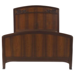 Cama de matrimonio francesa Art Nouveau de nogal