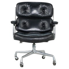 1968 Herman Miller Eames Time Life Executive Desk Chairs in Leather, 4-Star Base