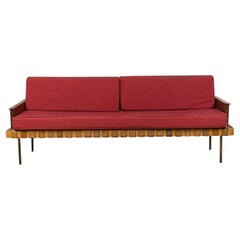 Camilla Knoll Associates de cuero con cojines tapizados rojos