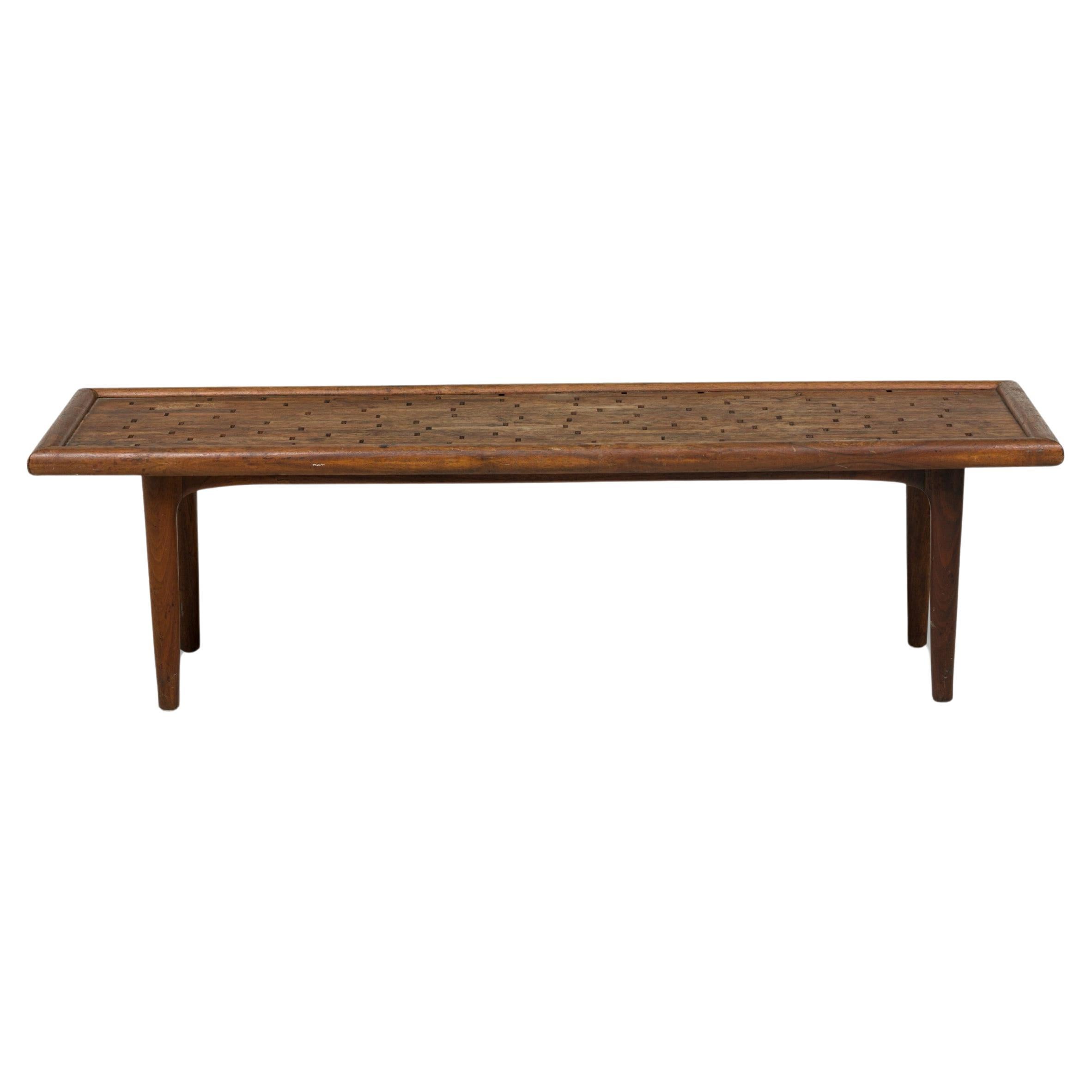Dänischer rechteckiger Mid-Century Modern-Couchtisch aus eingeschnittenem Rosenholz, niedrig / Couchtisch