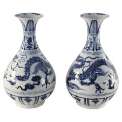 Antique Chinese Blue and White Porcelain Vases with Dragon Design