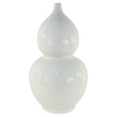 Bouteille chinoise en porcelaine blanche à double gourde à motif de dragon