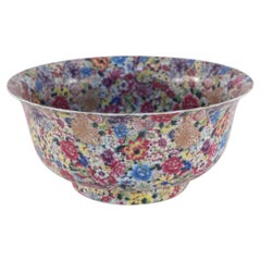 Chinese Qing Dynasty Style Famille Rose Thousand Flower Pattern Decorative Bowl