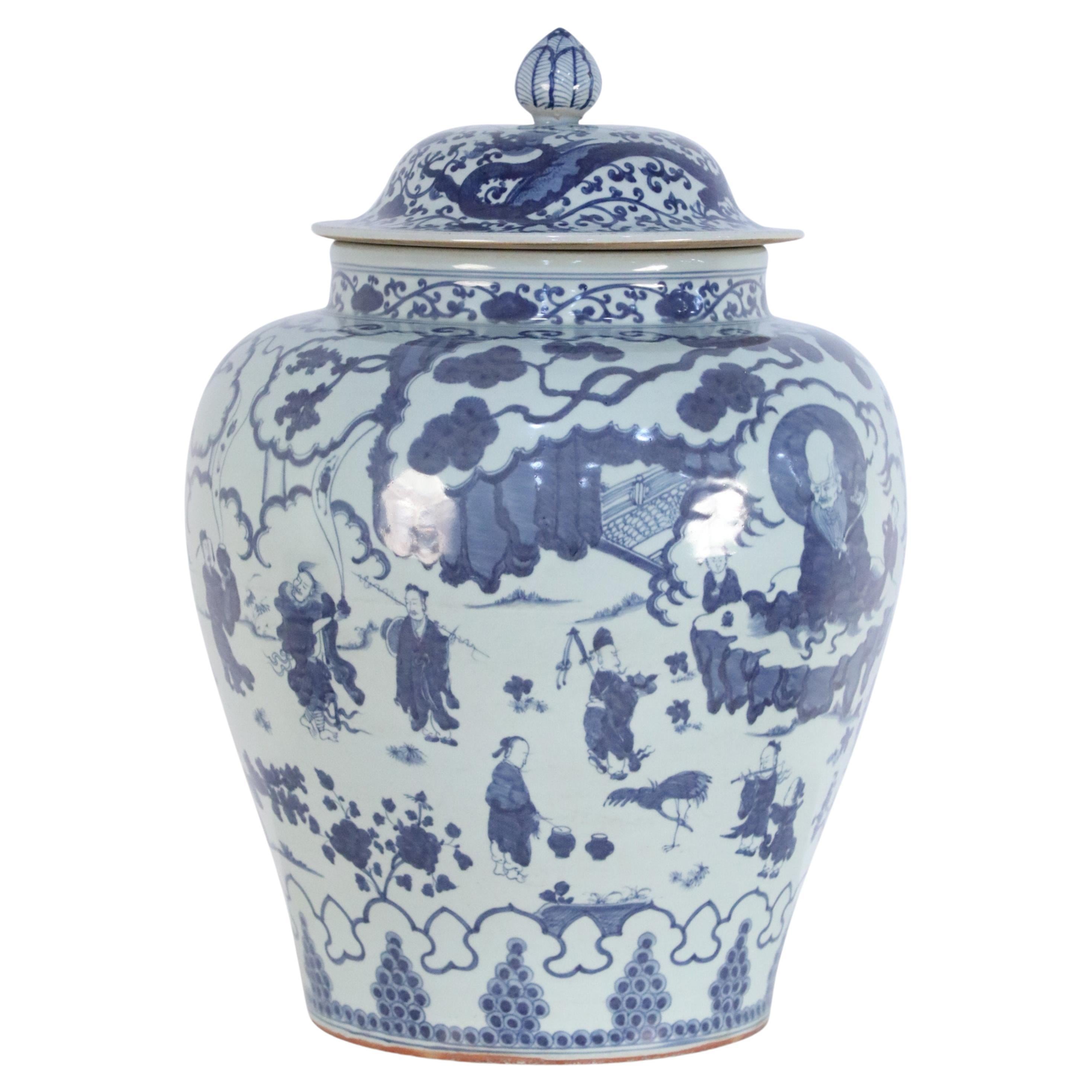 Vaso cinese antico in porcellana blu e bianca per lo zenzero con coperchio a punta