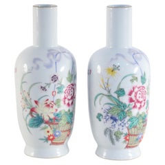 Antike chinesische Porzellanvasen im „Mallet“-Stil, Blumenmuster, um 1850