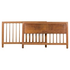 Cabecero y piecero de madera estilo husillo de un solo tamaño Raymond Loewy para Mengel