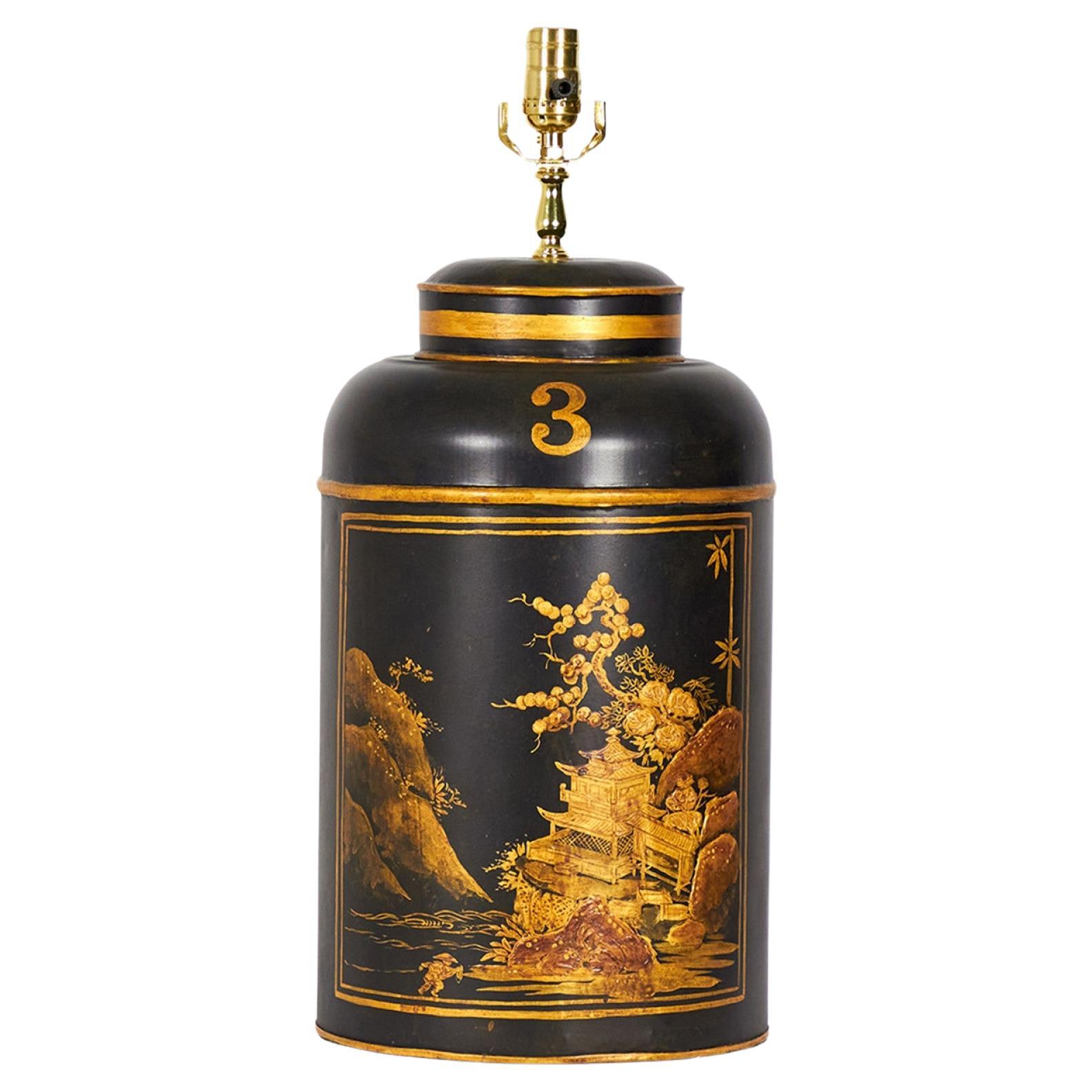 Vintage English Chinoiserie Landschaft Hand-Painted Tole Tea Caddy Tischlampe