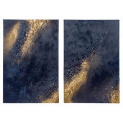 Dittico astratto a tecnica mista con dipinti testuali in oro e blu su tela