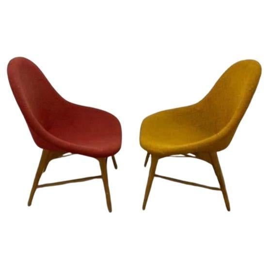 Paar Sessel aus rot-gelbem Stoff, Tschechoslowakei, 1960 im Angebot