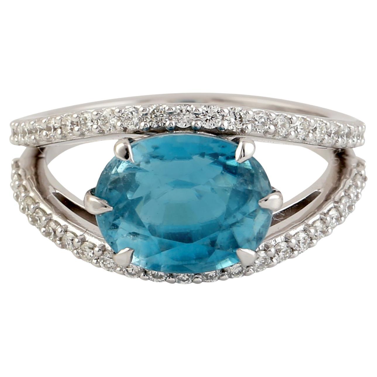 6.76ct Blue Zircon Ring With Diamonds Made In 18k Gold For Sale