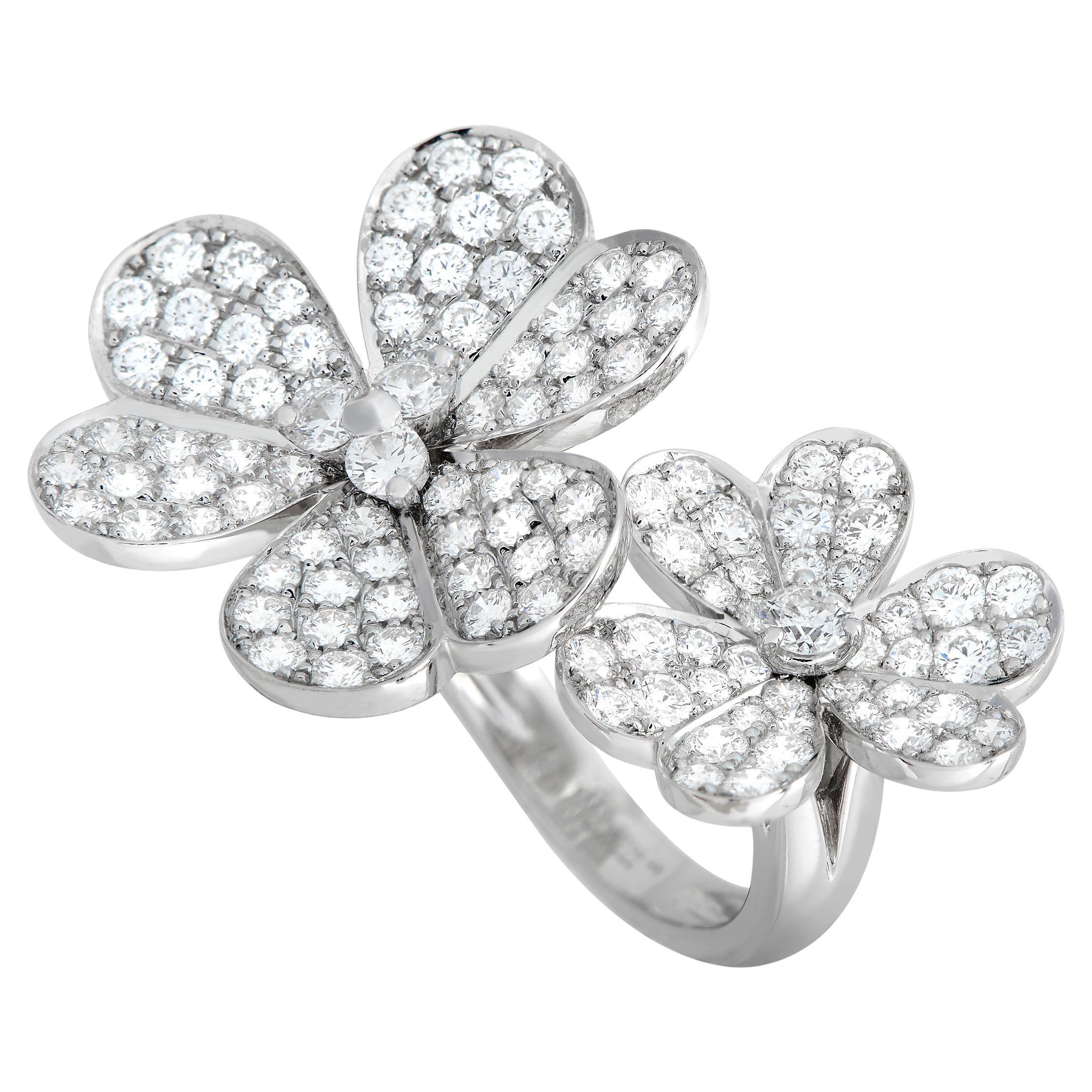 Van Cleef & Arpels Frivole 18K White Gold 2.10ct Diamond Finger Flower Ring For Sale