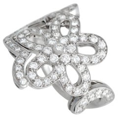 Van Cleef & Arpels, bague cocktail en or blanc 18 carats, dentelle à fleurs et diamants 0,85 carat