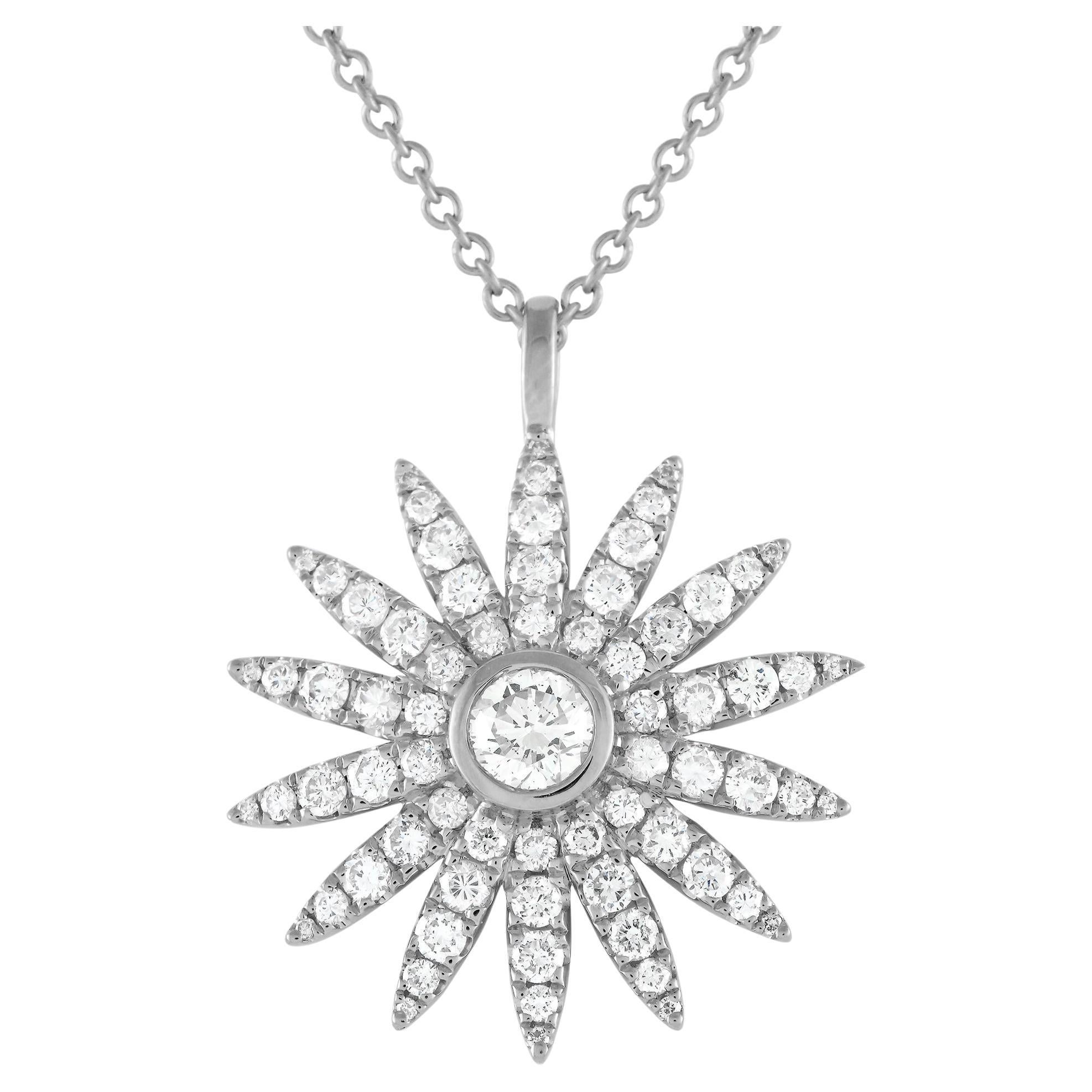 18K White Gold 1.80ct Diamond Sunflower Necklace For Sale