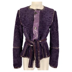 Yves Saint Laurent Taglia 6 Giacca con cintura reversibile in pelle verniciata e shearling