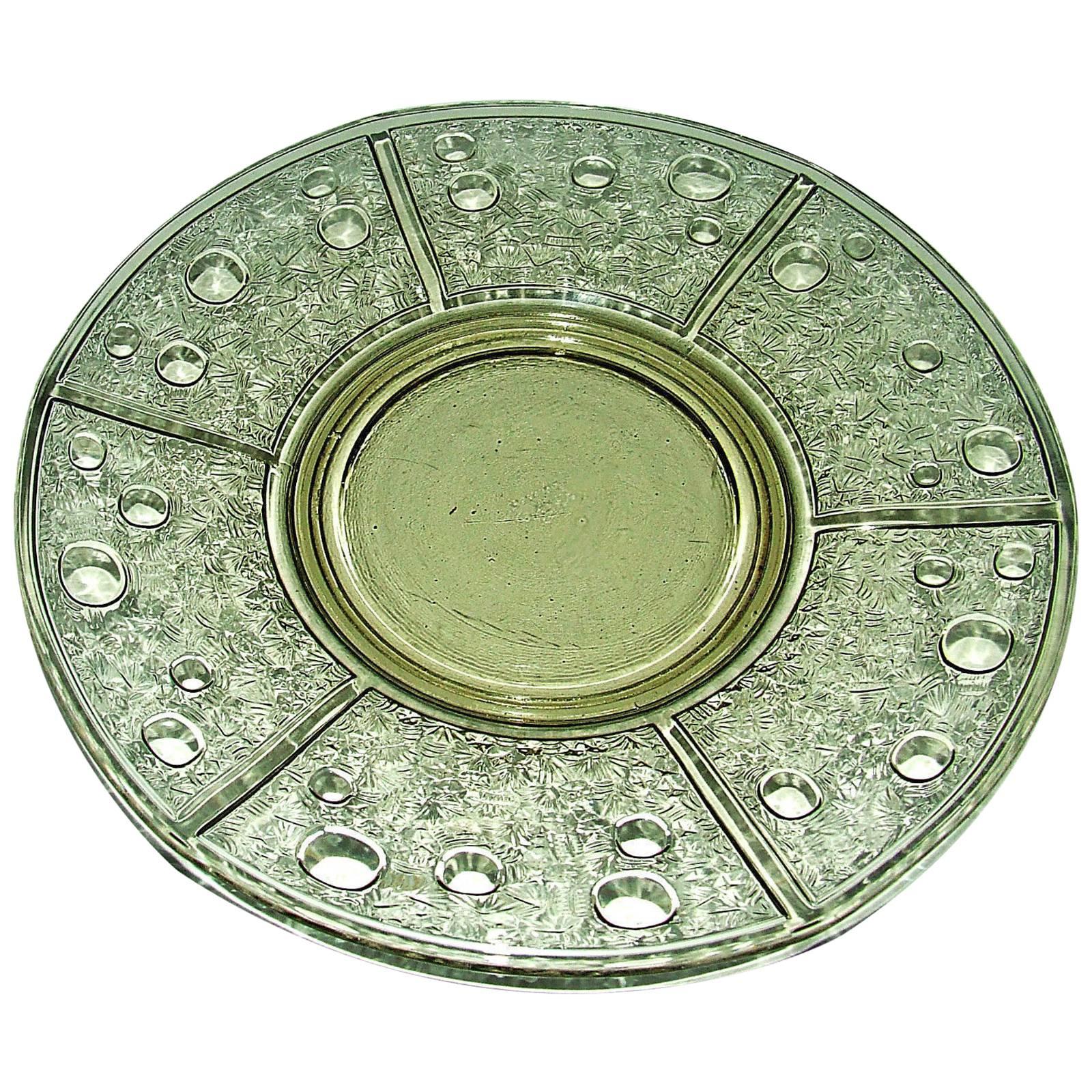 French Art Deco Verlys Glass Plate "Les Disques"