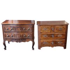 19th Century Complementary Pair of Regence Walnut Commodes