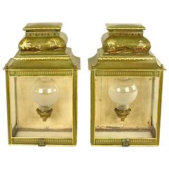 Pair of English 19th Century Tole Pagoda Wall-Lantern with Chinoiserie 