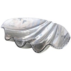 Large Smoked Glass Clam Shell Centerpiece