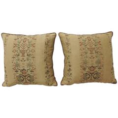 Pair of 19th Century Arts and Crafts Linen Pillows 8