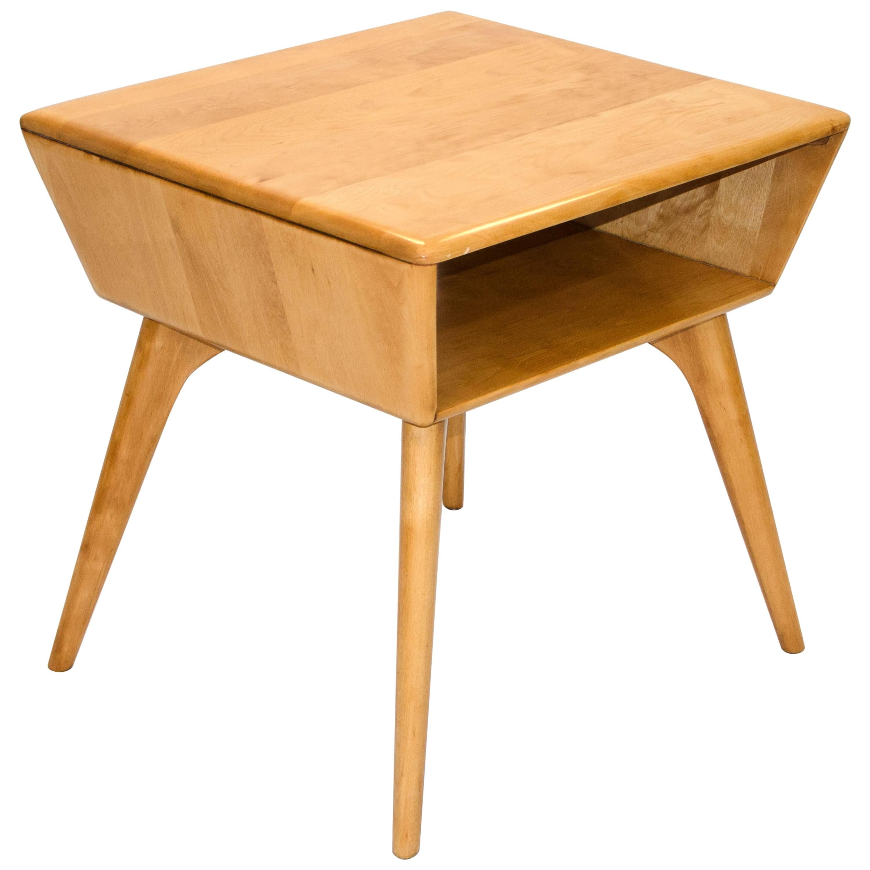 Heywood Wakefield Magazine or Lamp Table