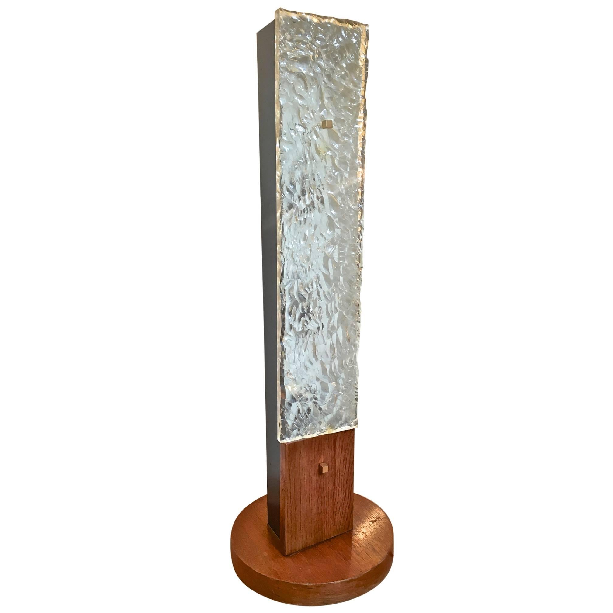 High Spectacular Dallux "TOTEM" Standing Lamp in Mahogany and Crackled Lucite For Sale