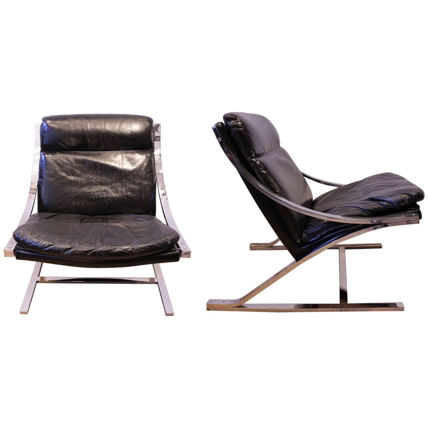 Pair of Black Leather and Chrome Metal "Zeta" Armchairs by Paul Tuttle, 1968
