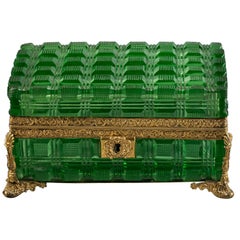 Gran caja de bronce y cristal verde, rusa, hacia 1825