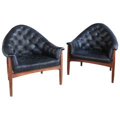 Pair of Tub Chairs by Milo Baughman