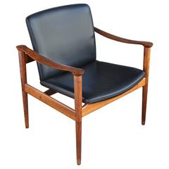 Fredrik Kayser Model 711 Rosewood Lounge Chair
