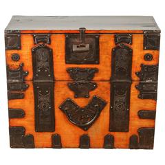 Korean Laquer Chest 4