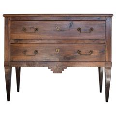 Early 19th Century Italian Neoclassical Walnut Commode
