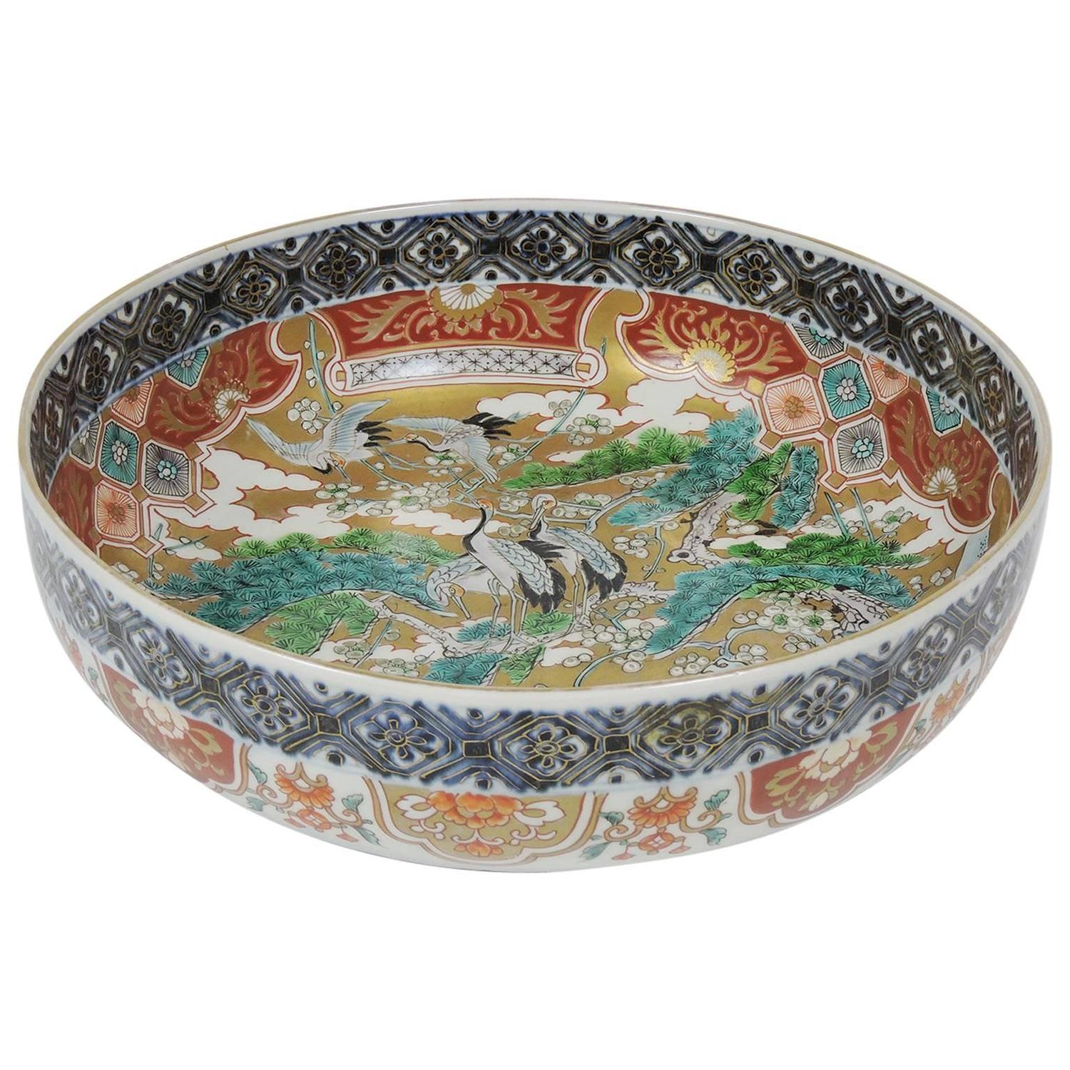 19th Century Japanese Kutani Porcelain Center Bowl with Crane