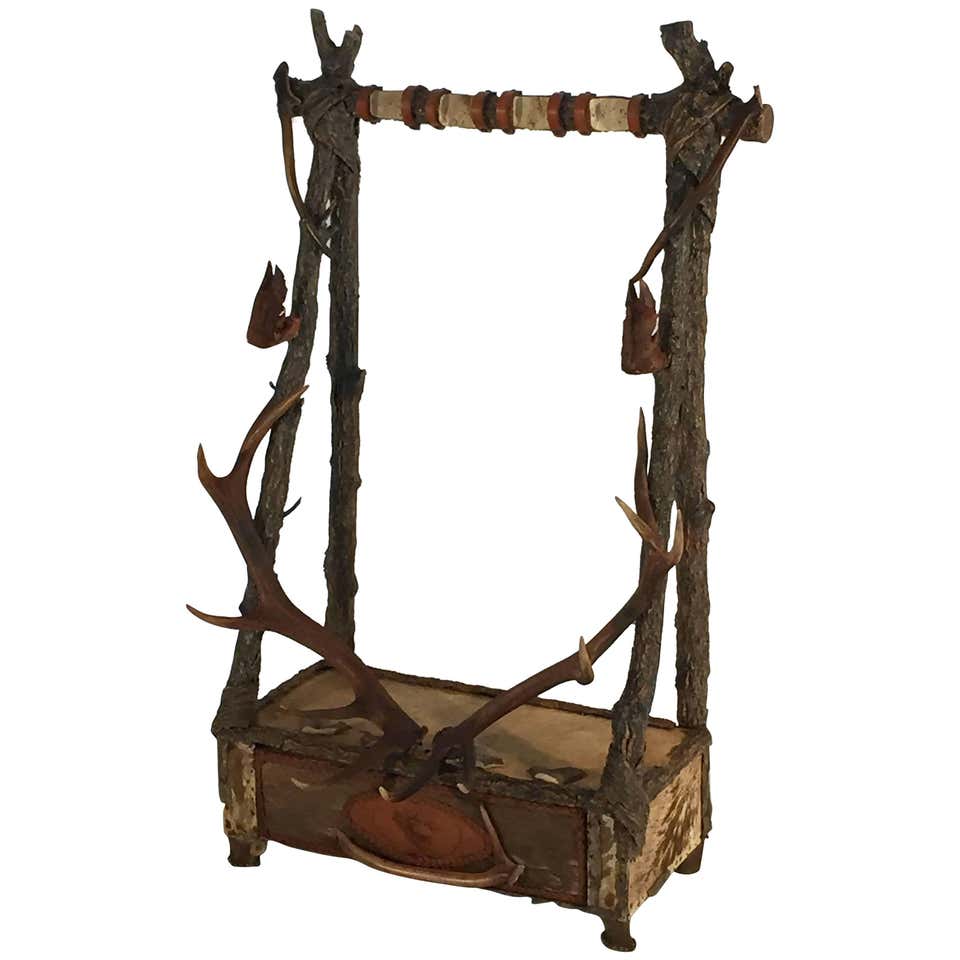 Italian Antler Horn Hunter's Standing Gun Rack at 1stDibs