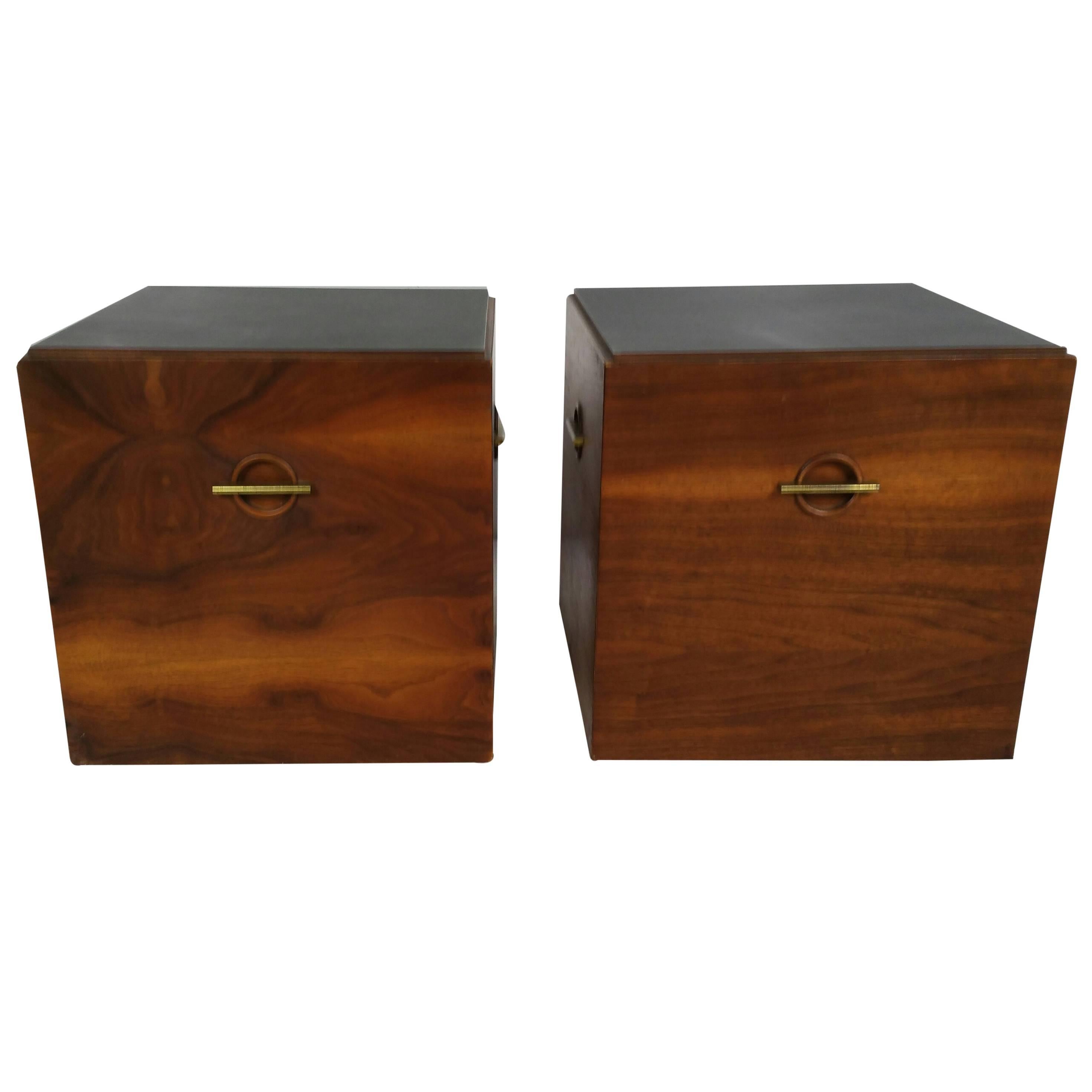 Midcentury Minimalist Cube Tables or Stands in Walnut and Brass by Lane For Sale