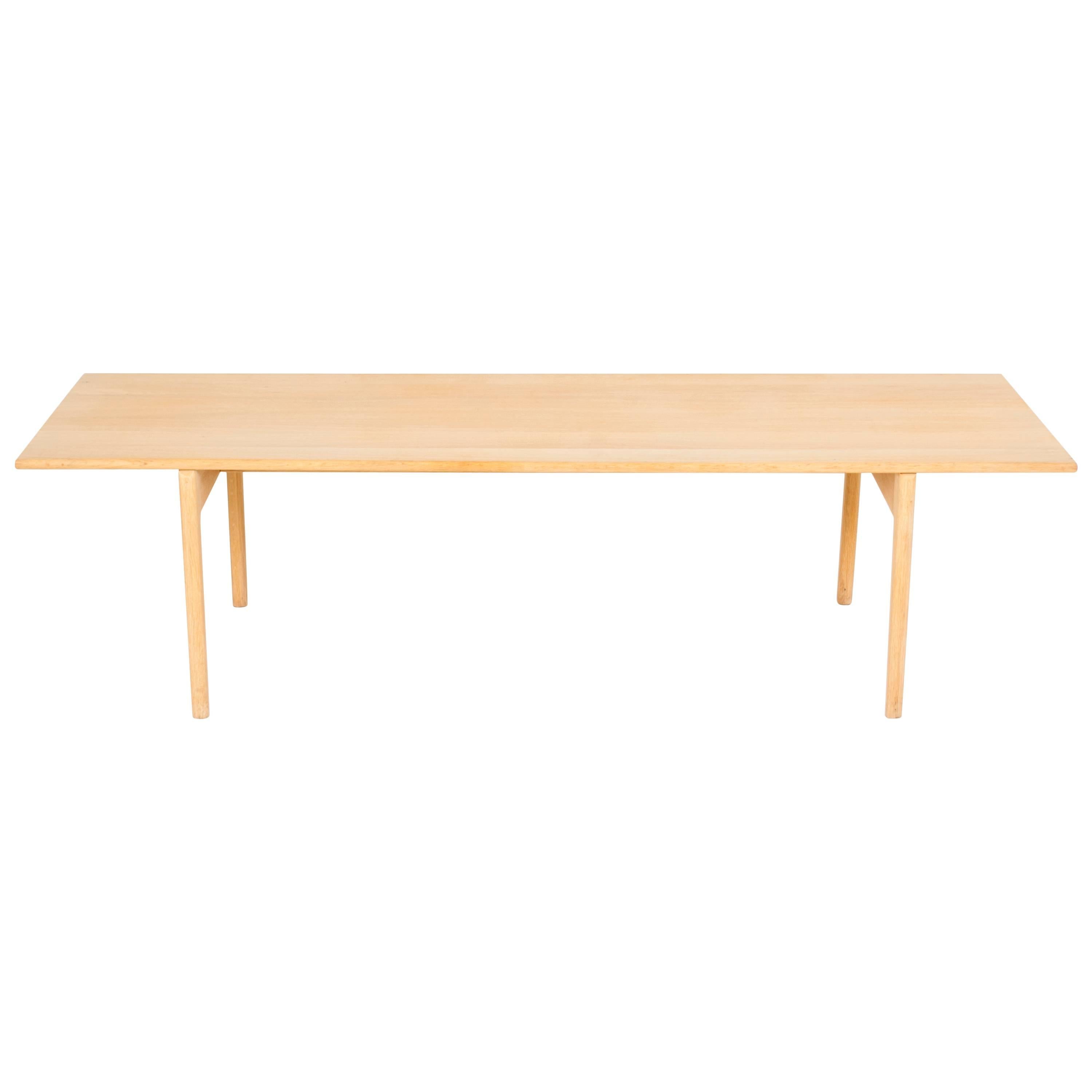 Hans J. Wegner. Oak Coffe Table Model AT-15 For Sale
