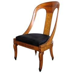 Preciosa silla francesa Charles X con respaldo de cuchara de abedul Burl