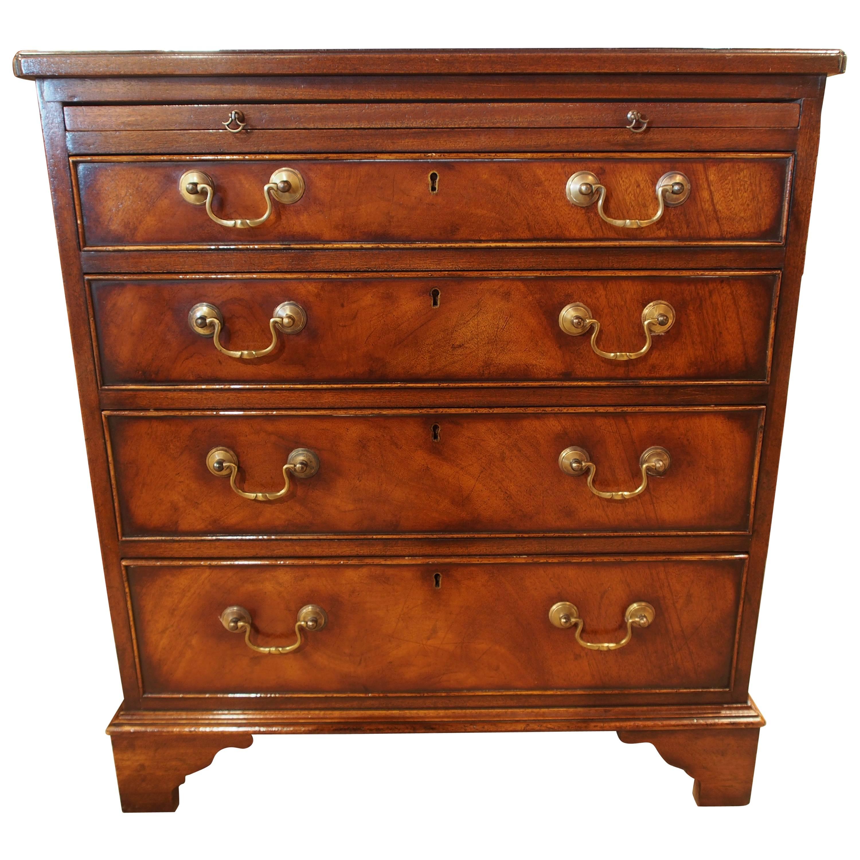 Bachelor's Chest in Medium Mahogany at 1stDibs