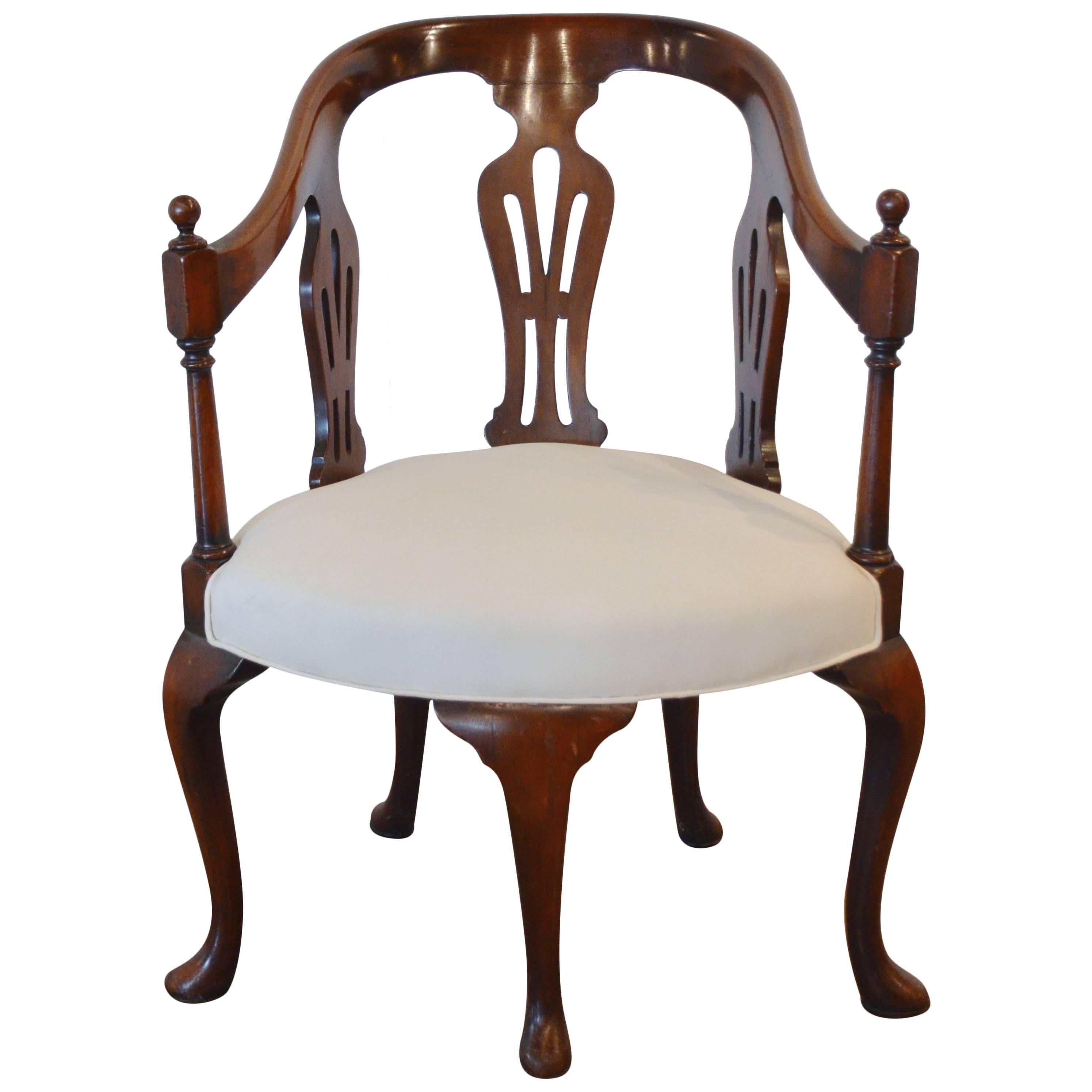 Queen Anne Five-Legged Chair, 18th Century