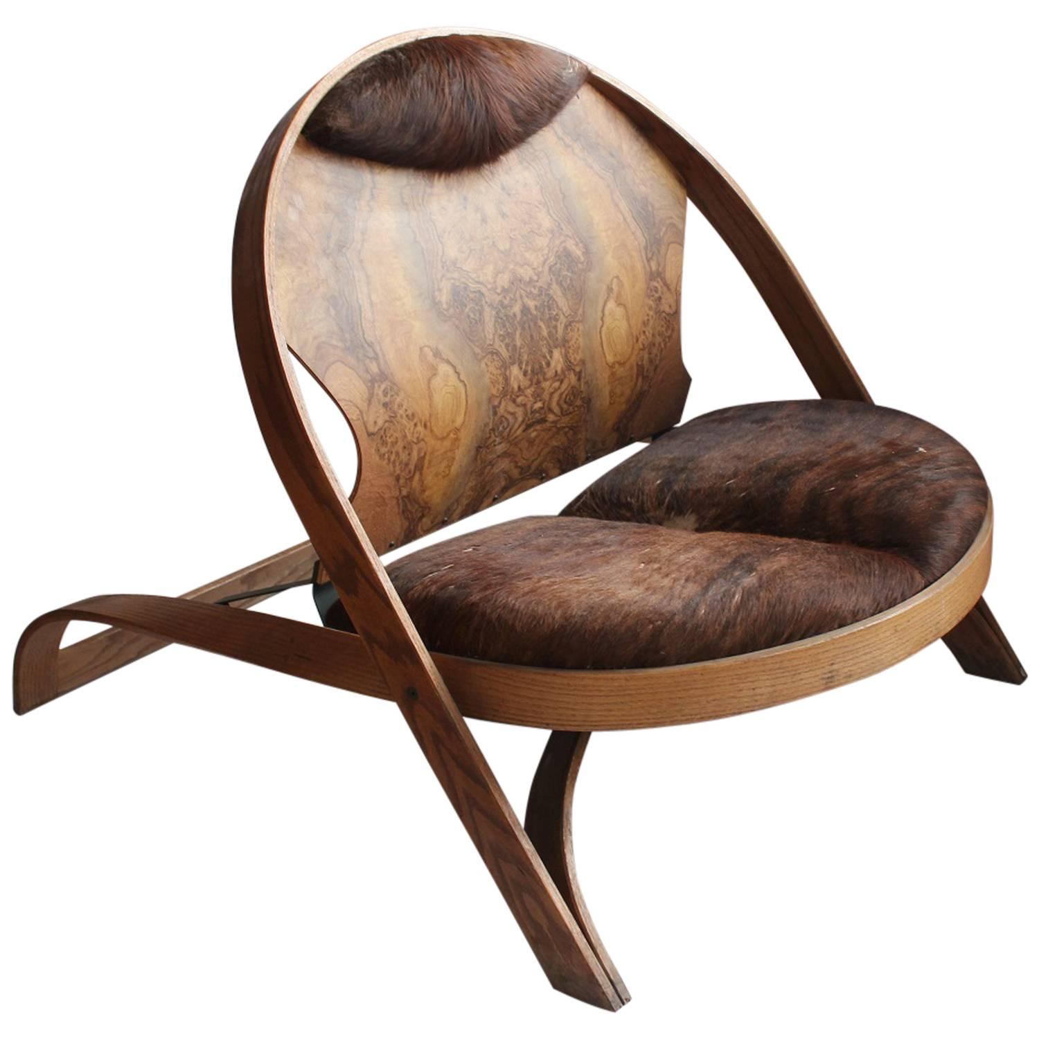 Spectacular Chair by Richard Artschwager